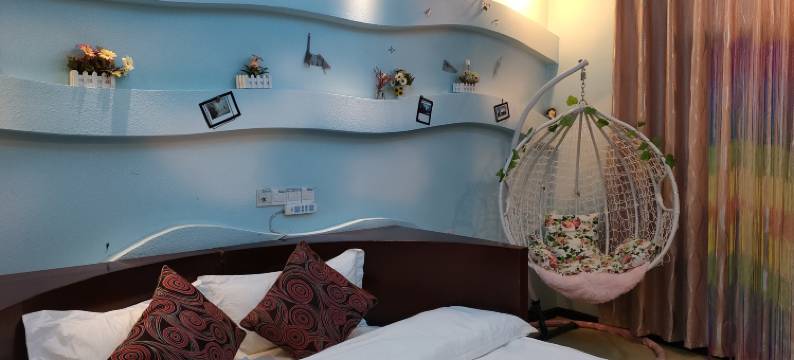 香格里拉曼享拾桄客栈(独克宗古城店)图片