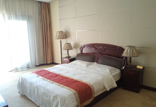 Tianbao Convention CenterHotel Overview