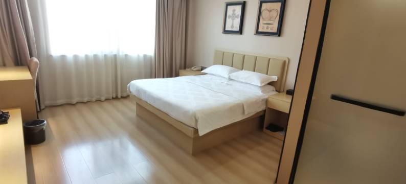 颐景春天城市酒店(襄阳万达店)图片