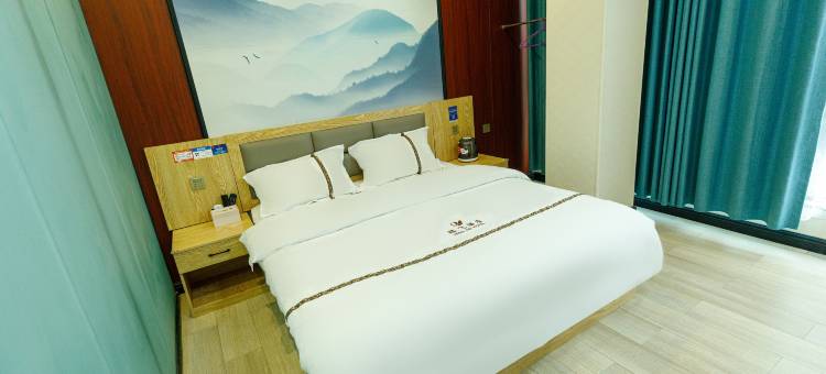 兴义腾飞酒店(兴义万峰林机场黔西南民族学院店)图片