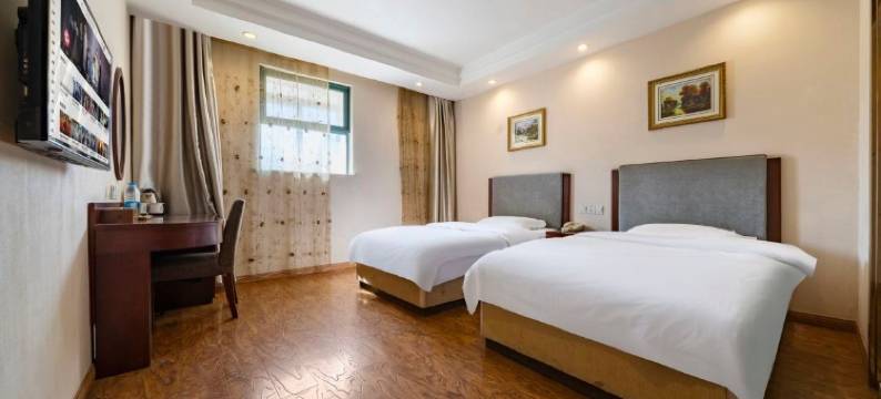 上海漫电竞酒店(春申路地铁站店)图片