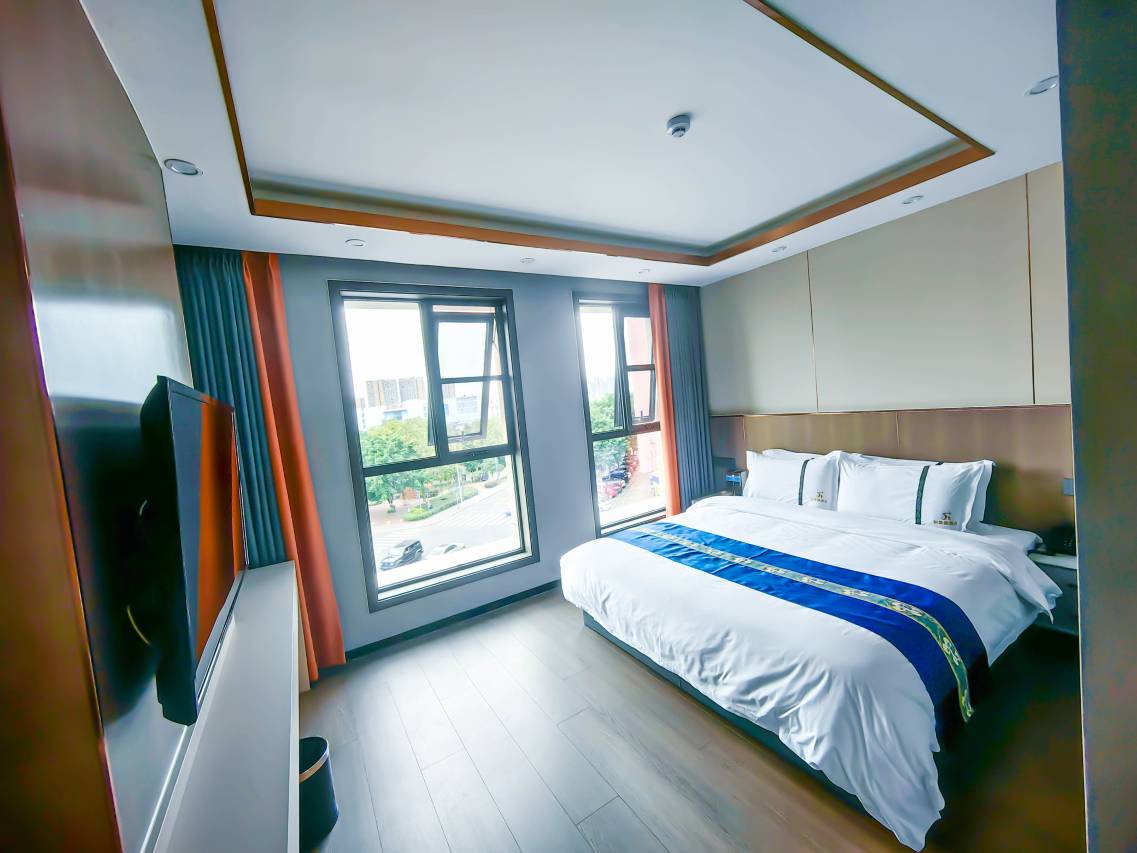 新嘉豪酒店(金堂万达店)