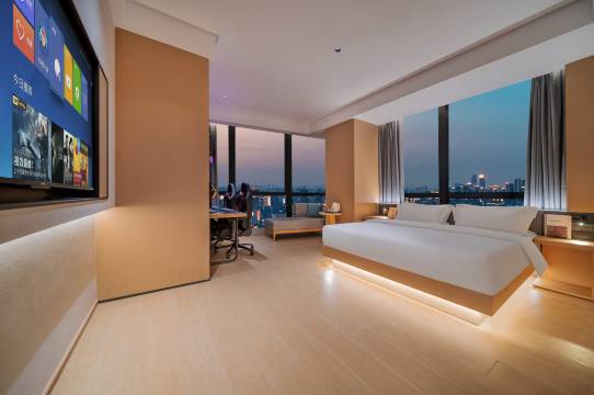 艾克电竞民宿(沙坪坝火车站金沙天街店)