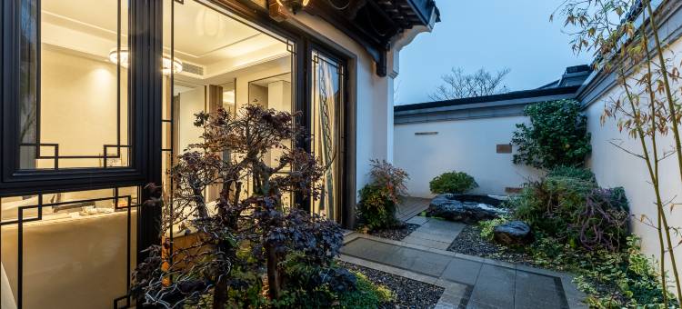 花筑·桃花源温泉合院图片