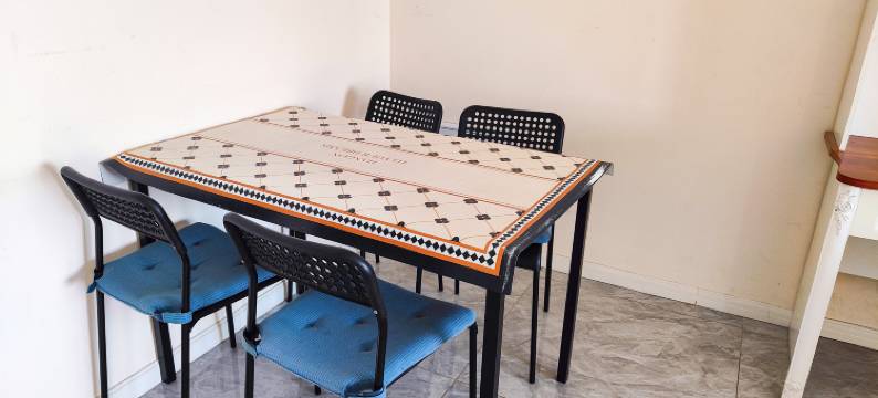 西安遇唐小憩民宿(MOMOPARK购物中心吉祥村地铁站店)图片