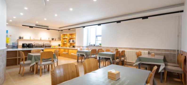 筑美印象酒店(青岛万年泉路地铁站店)图片