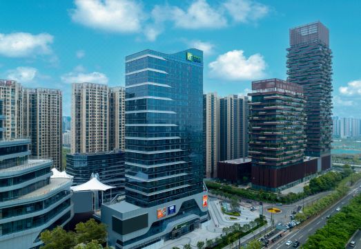 智选假日酒店（南京东方万滙城青奥体育公园店）外景图