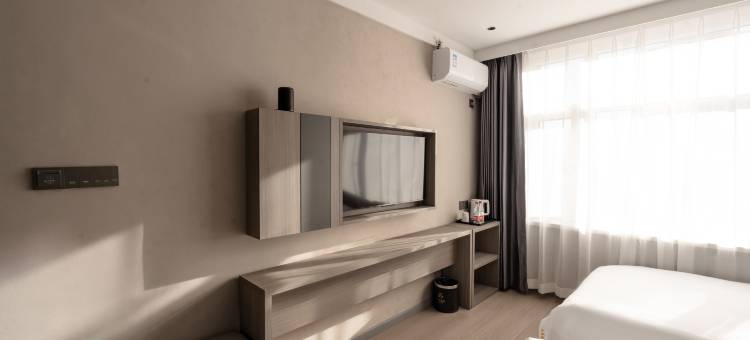 华驿精选酒店(扎鲁特旗鲁北镇黄山街店)图片