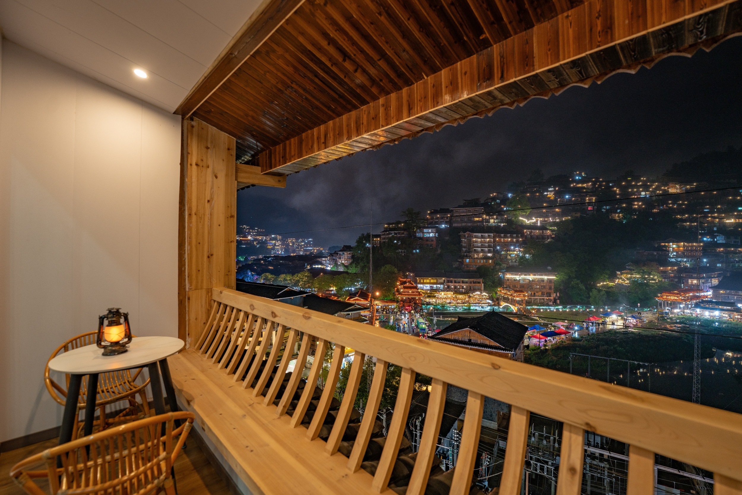 Xijiang Qianhu Miao Village Xiyan Inn (No. 1 Wind and Rain Bridge Shop)Over view