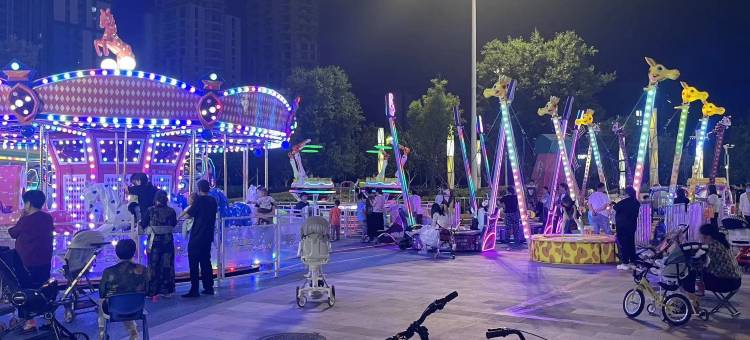 云漫酒店(高新万达正弘汇店)图片