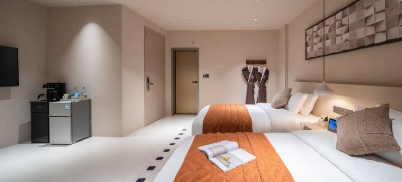 CYJ城 | 屿涧设计师轻奢美学民宿(镇远古城文化园店)图片