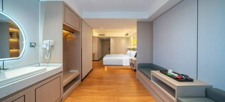 汕头小公园逸海·潮宿美居(广场轮渡店)图片