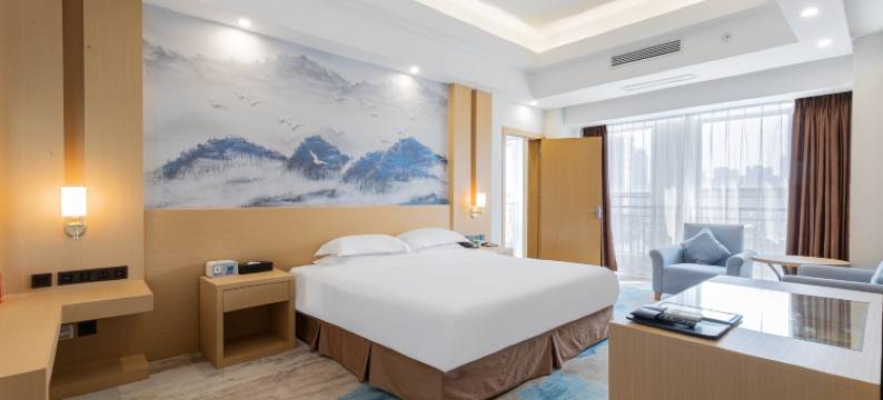 成都天悦酒店(蜀都万达郫筒地铁站)图片