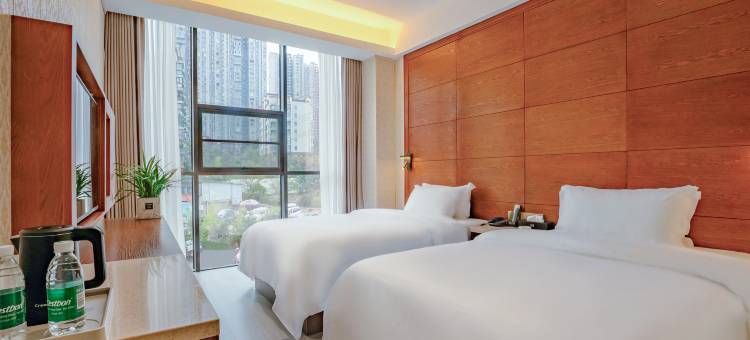 云上四季酒店(贵阳北站世纪城店)图片