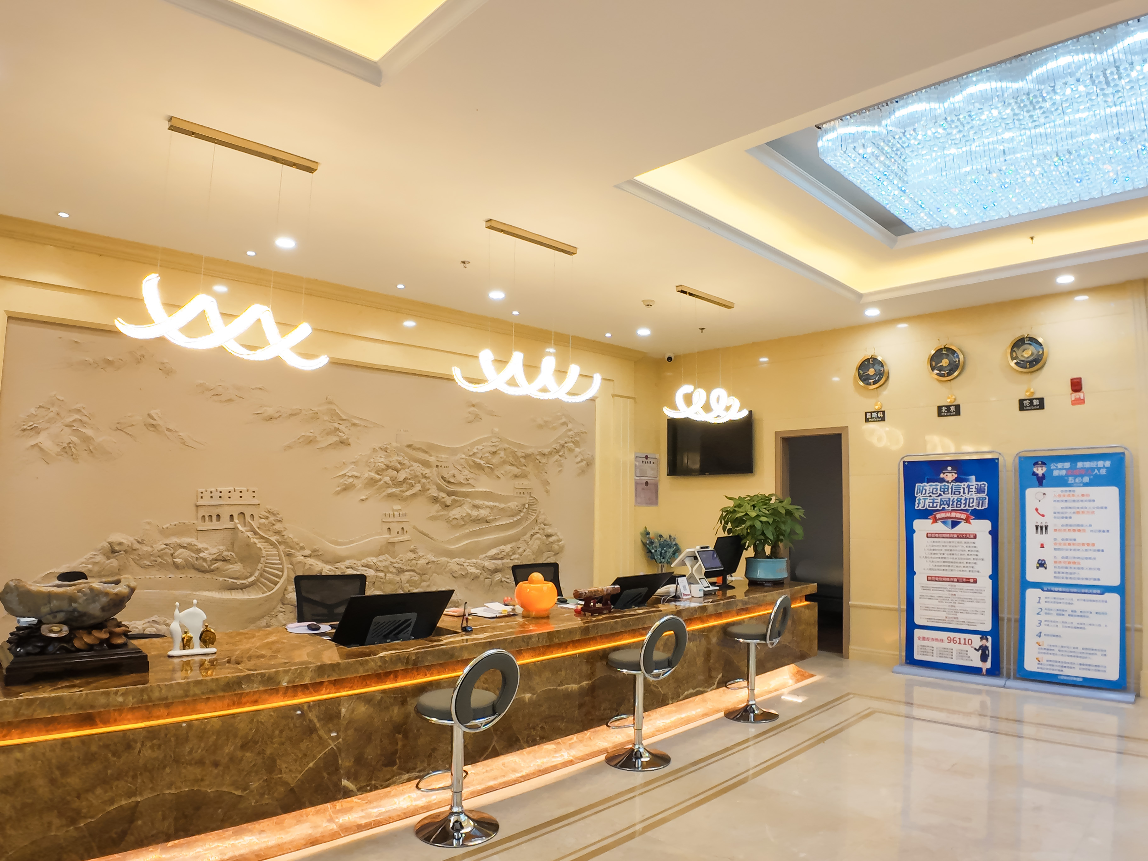 Bolante HotelOver view