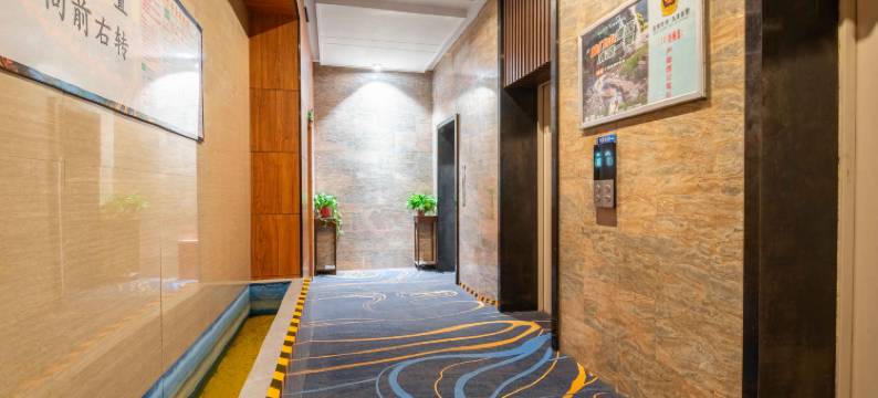 润程酒店(郑州国际会展中心众意西路地铁站店)图片