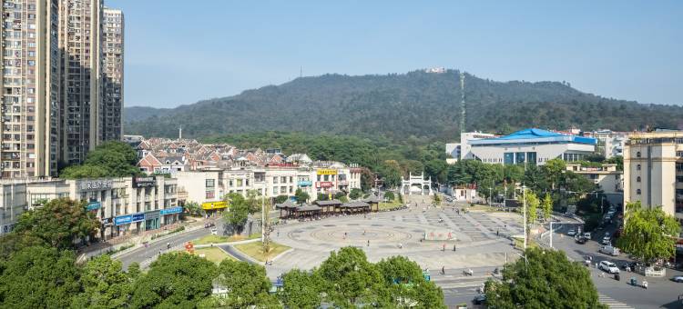 尚途精选酒店(郴州火车站苏仙岭风景区店)图片