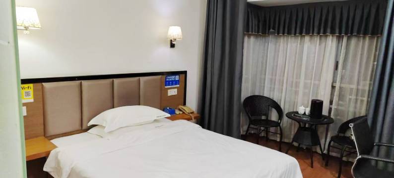 陆川翔隆精品宾馆图片