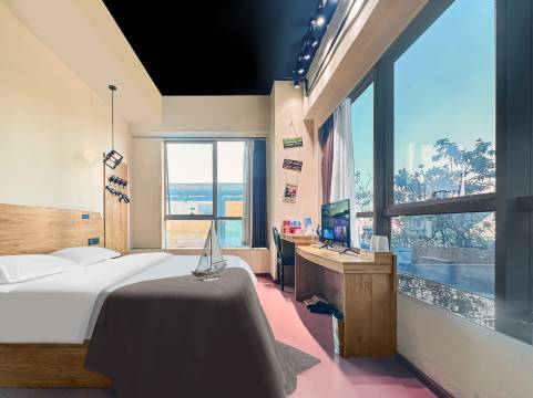 城季酒店(泸州万象汇店)