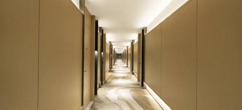 延吉华馨宿艺术酒店(延大网红墙店)图片