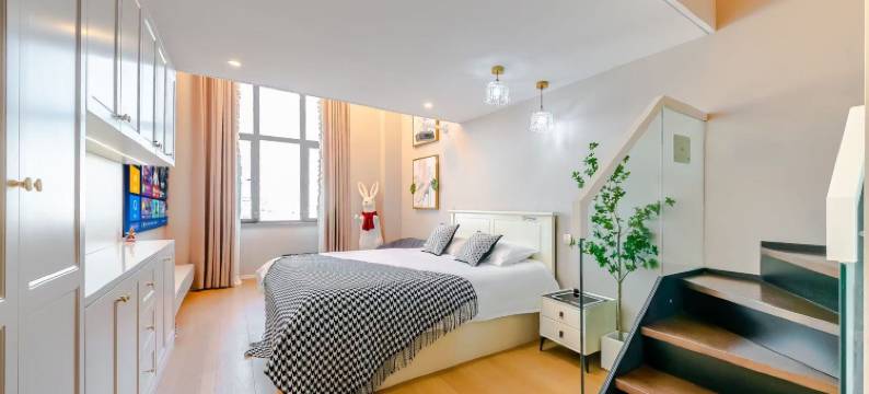 Crof·椿日微澜精品公寓(五四广场宁夏路地铁站店)图片