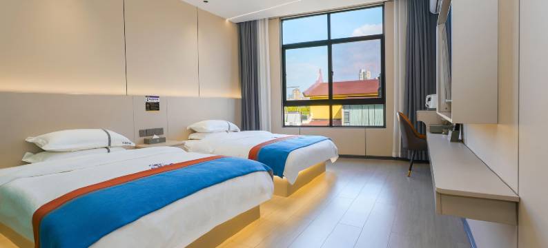 弥勒忆湖河畔民宿(湖泉生态园红河水乡店)图片