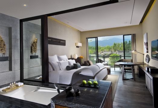 Pullman Lijiang Resort & SpaHotel Overview