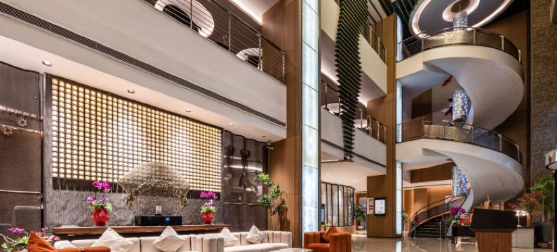 南昌禧悦丽尊酒店(红谷滩秋水广场店)图片