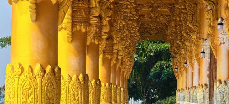 如家·云上四季尚品酒店(瑞丽财富广场旅游步行街店)图片