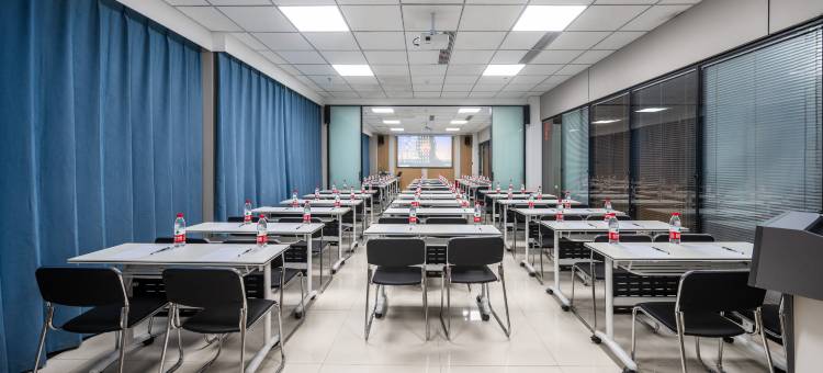 昌吉市花儿清舍酒店(飞马转盘北京南路店)图片