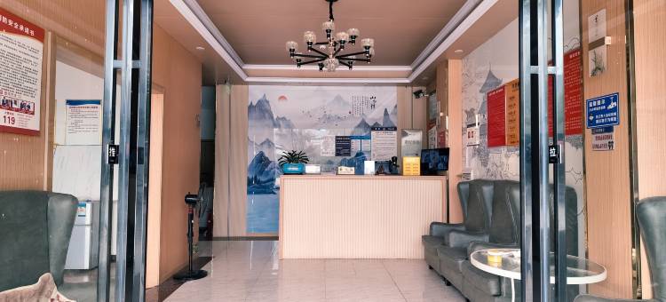 伴河居民宿(边城茶峒景区边隘广场店)图片