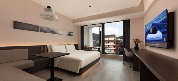 凤凰古城虹桥亚朵酒店图片