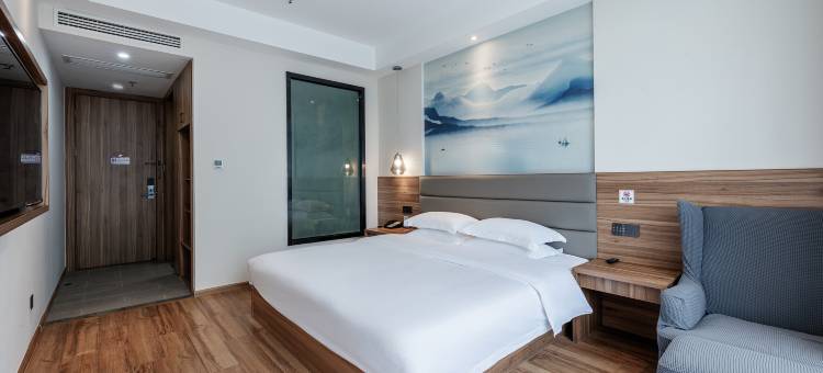 百越酒店(衢州东方广场店)图片