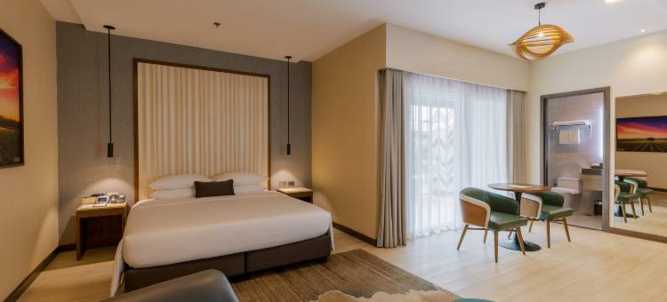 罗伊酒店和会议中心(Roy's Hotel and Convention Center)图片