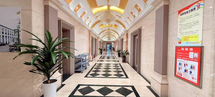 天骄大酒店(棋盘井镇工业园区)图片