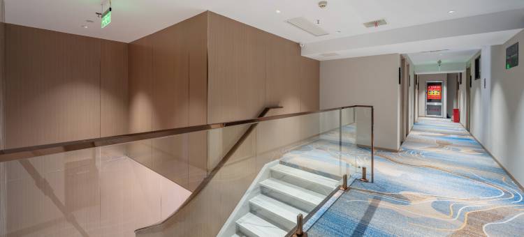 云绯酒店(武汉江汉路步行街大智路地铁站店)图片