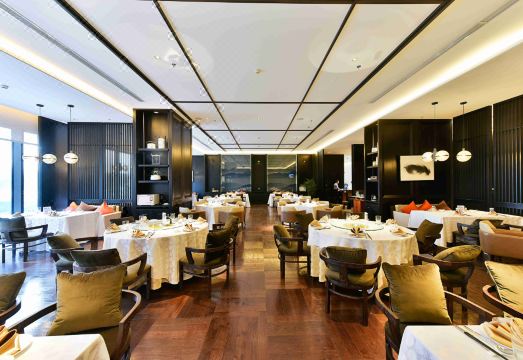 Yinbao Jianguo HotelHotel Overview