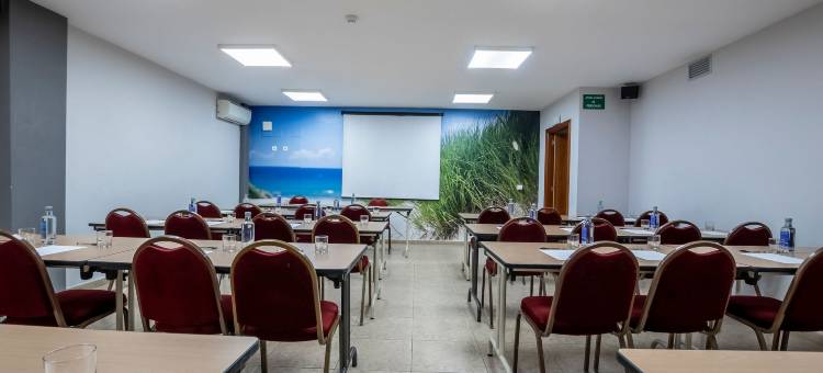 阿利坎特康铂酒店(Travelodge Alicante Puerto)图片
