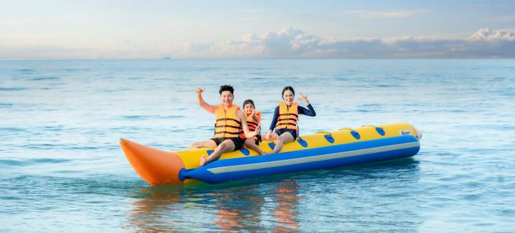 拉古纳公园旁的陵姑(Laguna Parkside Lang Co)图片