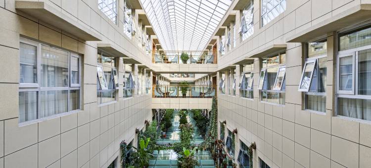 拉萨吉彩国际酒店(布达拉宫八廓街店)图片