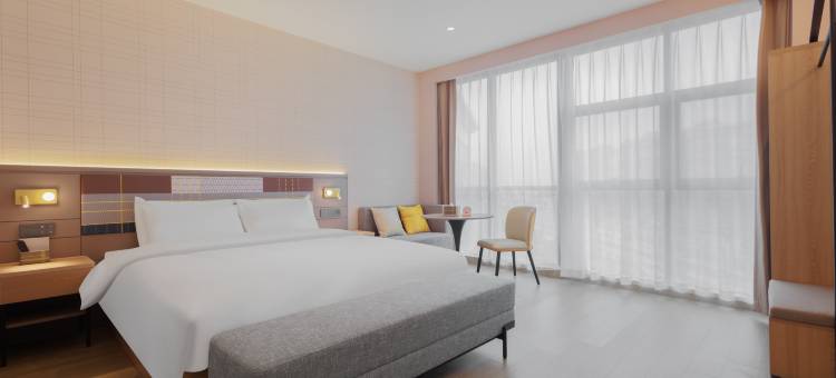 如家精选酒店(凤台县政府滨河大道店)图片