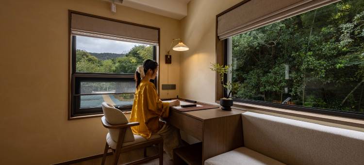 花筑·山隐云栖居(普陀山万佛宝塔店)图片