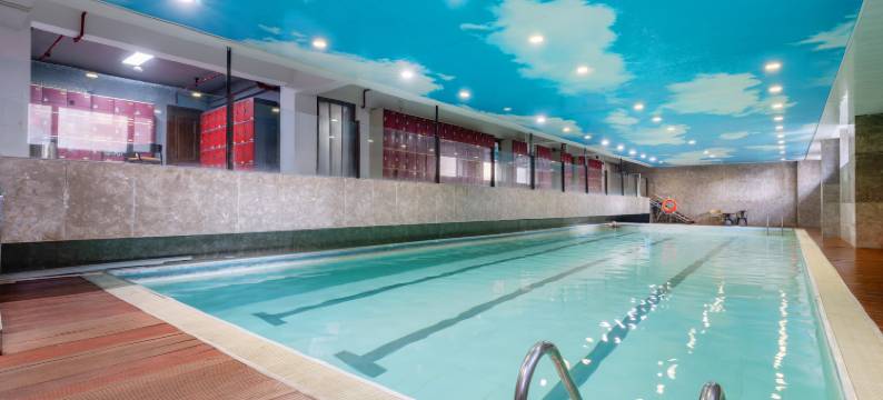 夏威夷大酒店(扶余站店)图片