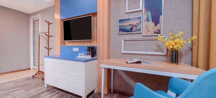 圣地兰酒店(政务中心商贸城店)图片