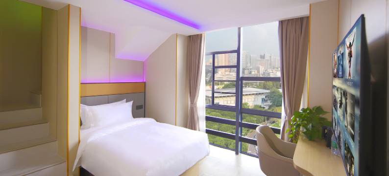 乐至乐曼酒店图片