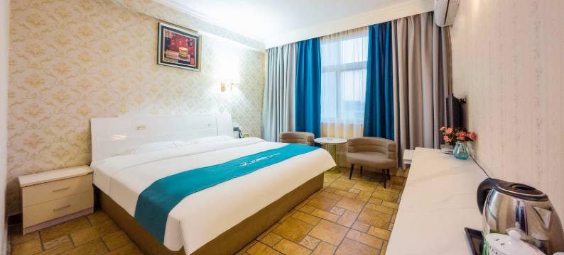 如家华驿精选酒店(信阳火车站天润广场店)图片