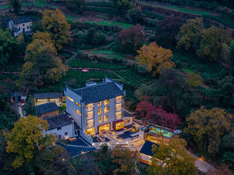 宏村镇塔川在山野·温泉度假美宿