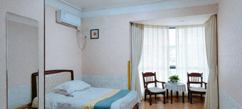 南昌华晨公寓(八一广场店)图片