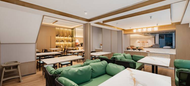 星程酒店(呼和浩特摩尔城东影路地铁站店)图片