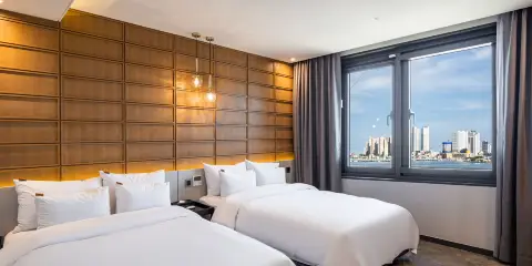 Sokcho Business Hotel Camel